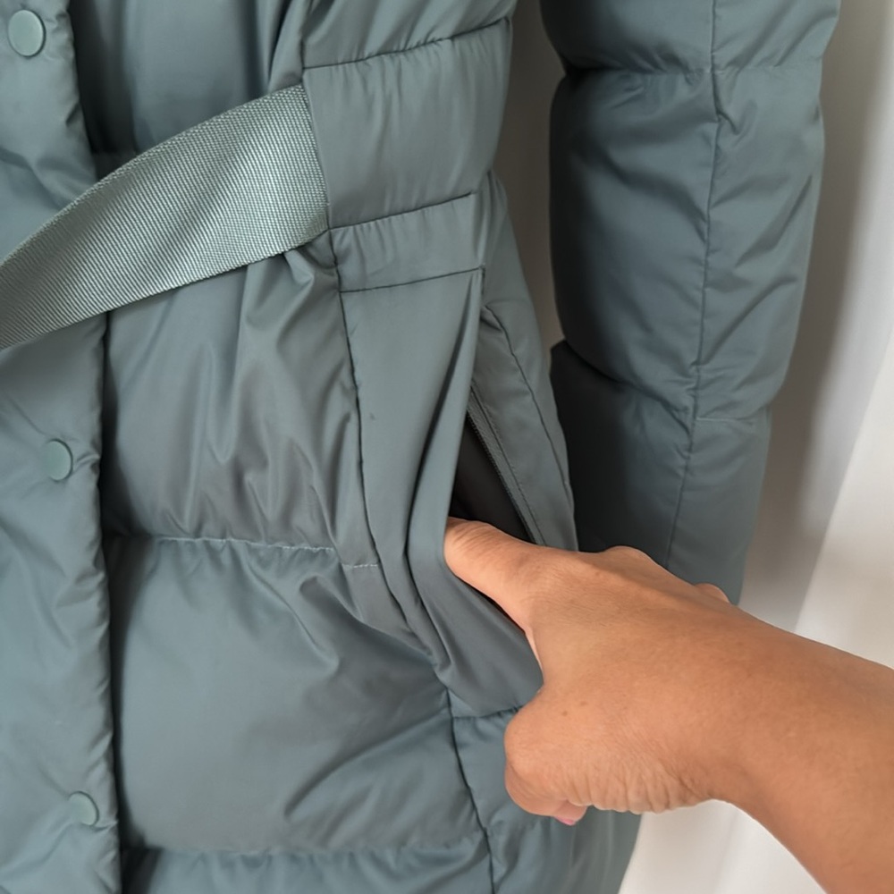 lululemon athletica Green Puffer Jacket - Picture 8 of 12